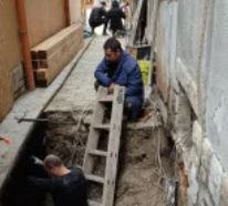 Бизнесмен вбеси пловдивчани: Прокопа си тунел под Главната на Пловдив СНИМКИ