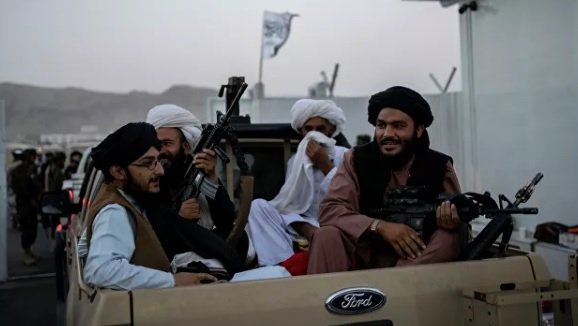 Ето какво обещаха на САЩ талибаните при преговорите в Катар 