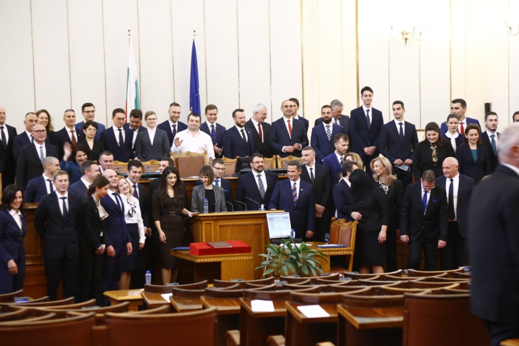 Петкратен шампион на България ще командва ПГ на "Продължаваме промяната", кои са другите шефове 