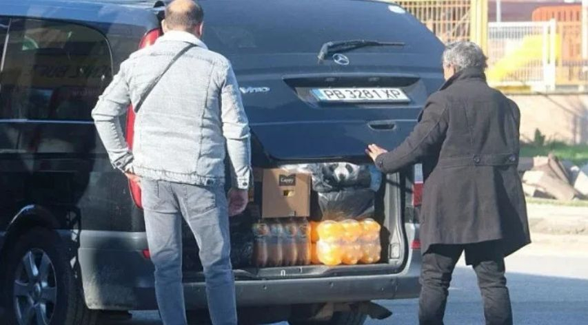 Невиждано шопинг нашествие на българи в Турция, лирата се срина до 8 за лев СНИМКИ