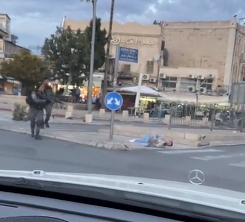 Кървав екшън в Йерусалим: ВИДЕО 18+ показа разстрела на нападател 