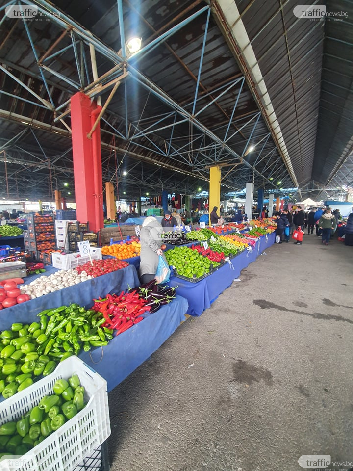 Нашенци на пазар в Одрин - бой и блъсканица за евтини стоки СНИМКИ 