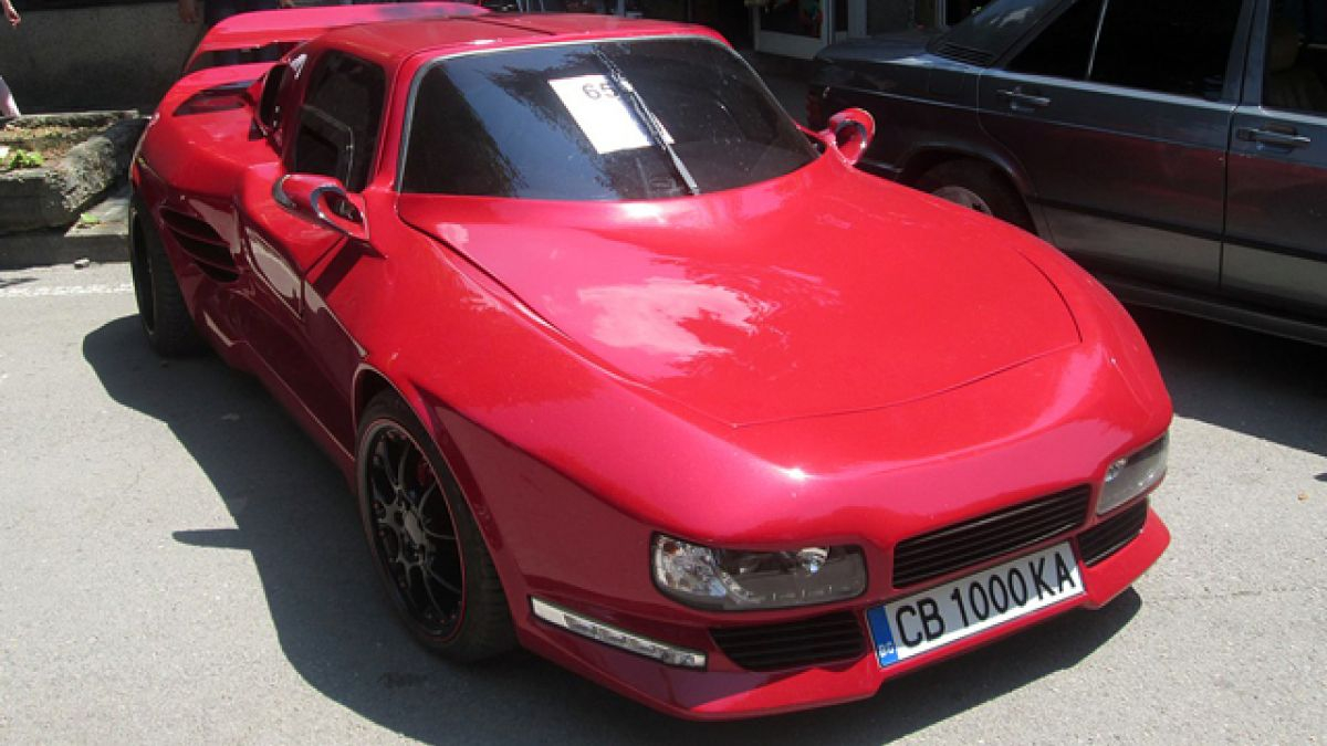 Първата спортна кола на България, за която по-младите не знаят абсолютно нищо СНИМКИ