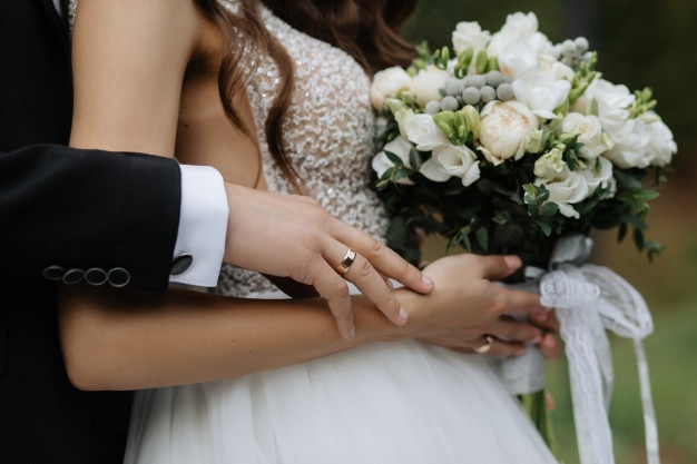 Невеста ще отменя сватбата заради едно искане на бащата на младоженеца