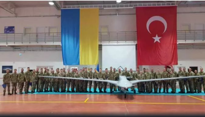 Става страшно: Тласкат Турция към военен сблъсък с Русия