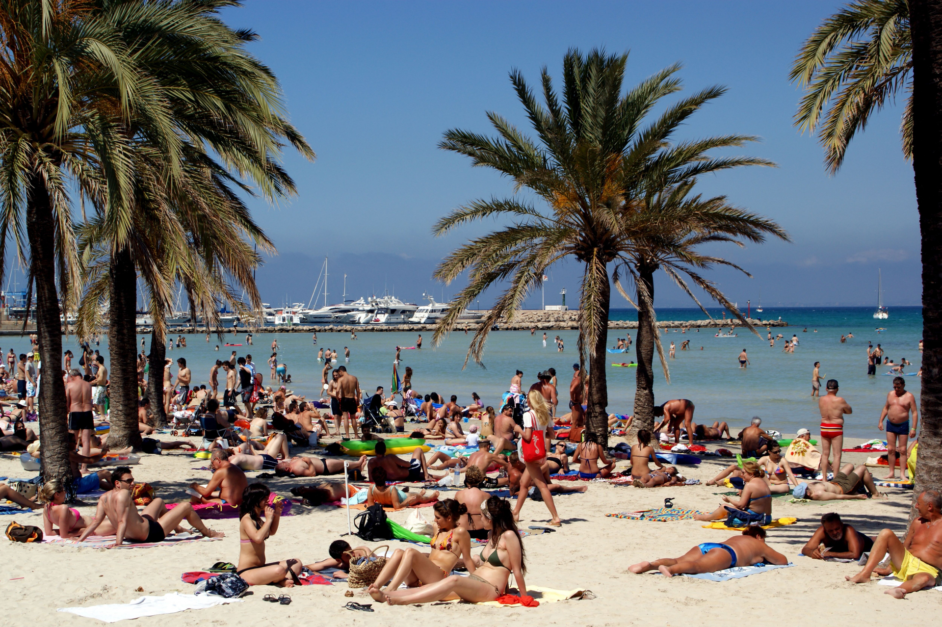 Испания въвежда драстична забрана, която ще засегне туристите