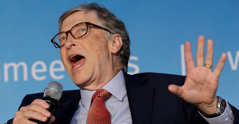 Бил Гейтс и "Пфайзер" си скубят косите заради новата японска К-19 ваксина 