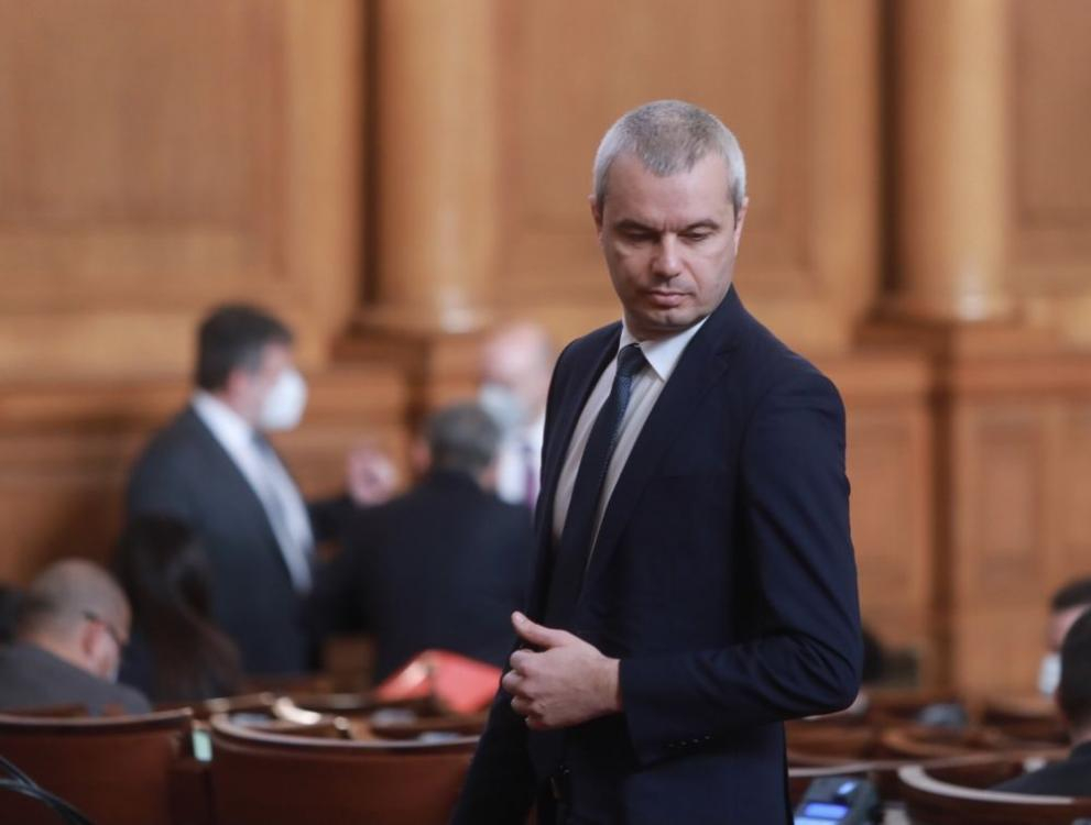 Д-р Ал. Симидчиев: Омикрон може да блокира парламента, а неваксинираните депутати...
