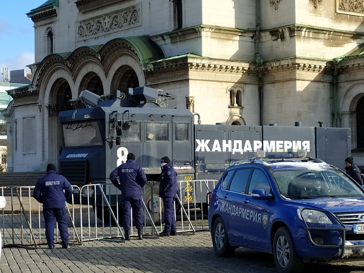 МВР се готви за кървава война: Дърпат жандармерията от границата за протестите в София