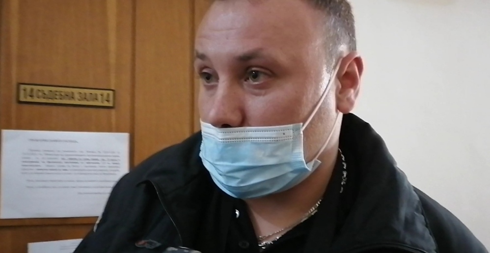 Колега на охранителя, пребит от баща и син без маски в Бургас, с първи думи след екшъна 