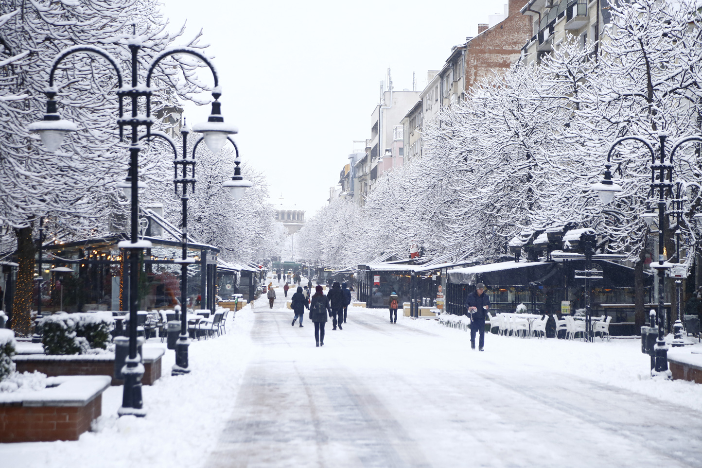 Декември идва с жълт код за сняг, ето къде в България ще вали КАРТА