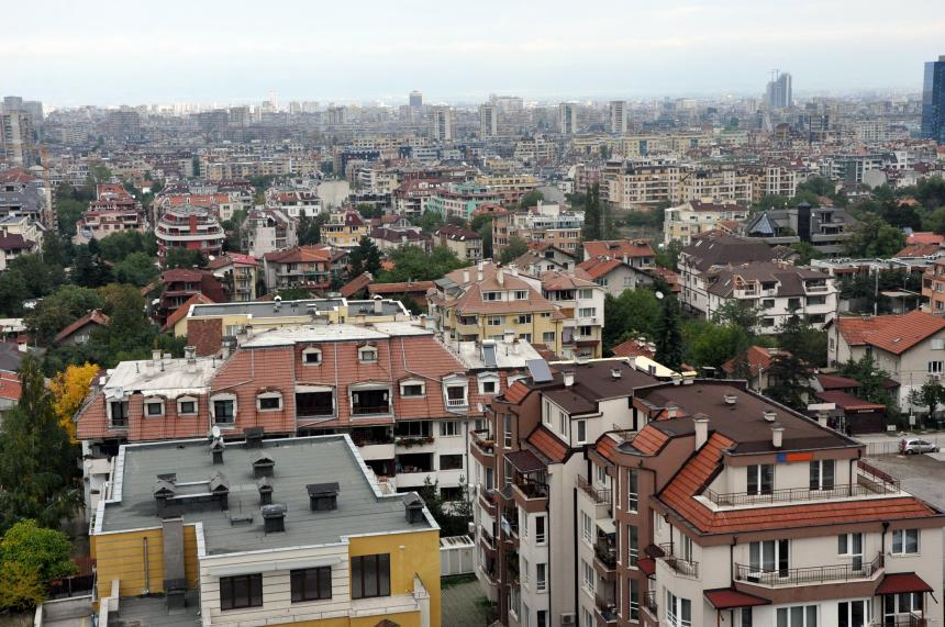 Спор за имот блокира гаражи и паркоместа в София ВИДЕО