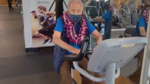 102-г. мъж, който тренира всеки ден, разкри тайната на своята жизненост СНИМКИ