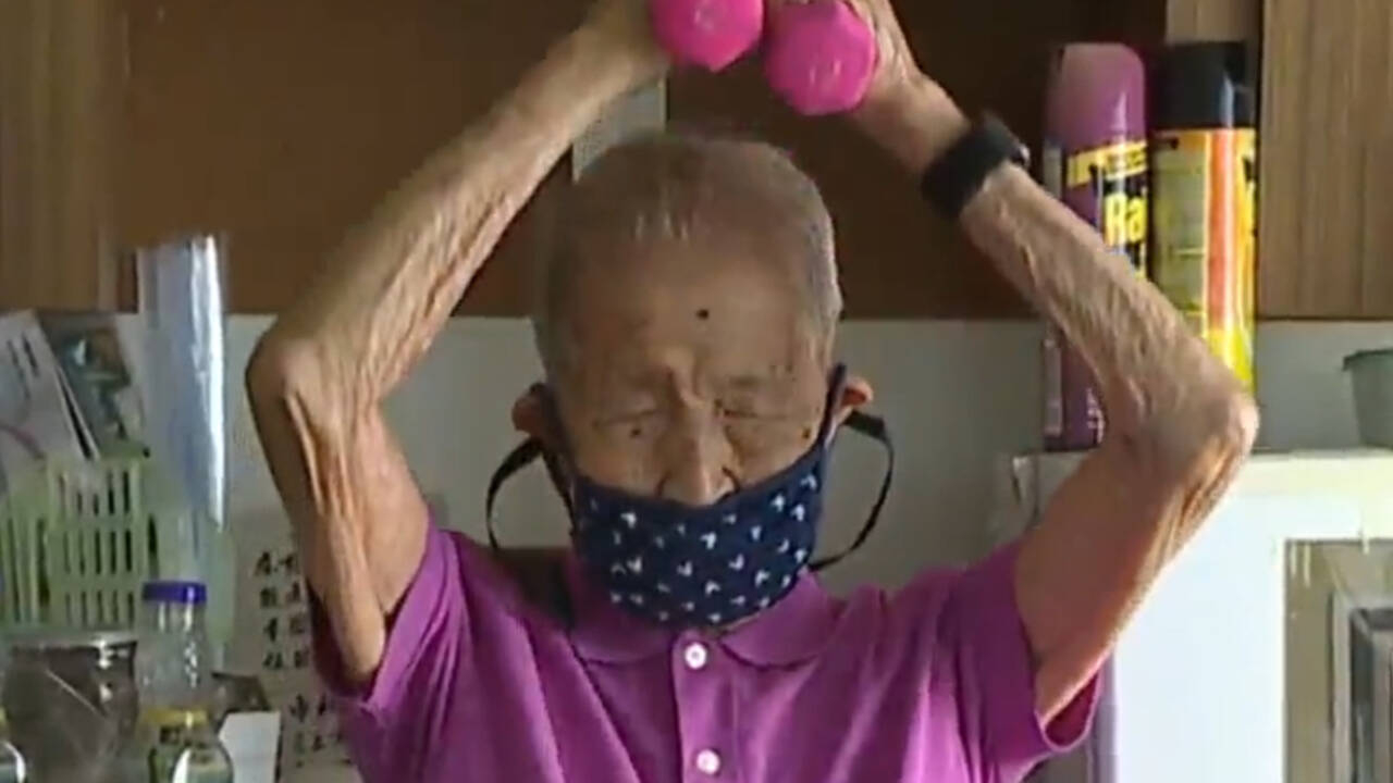 102-г. мъж, който тренира всеки ден, разкри тайната на своята жизненост СНИМКИ
