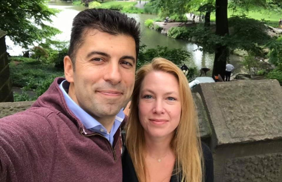 Нахокаха съпругата на Кирил Петков заради "борбата" ѝ за българския 