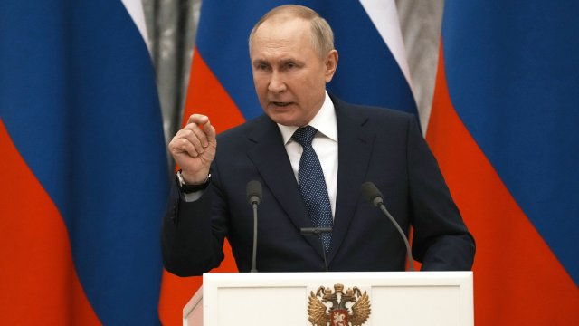 Ще разцепи ли Путин НАТО и каква е ролята на Стефан Янев