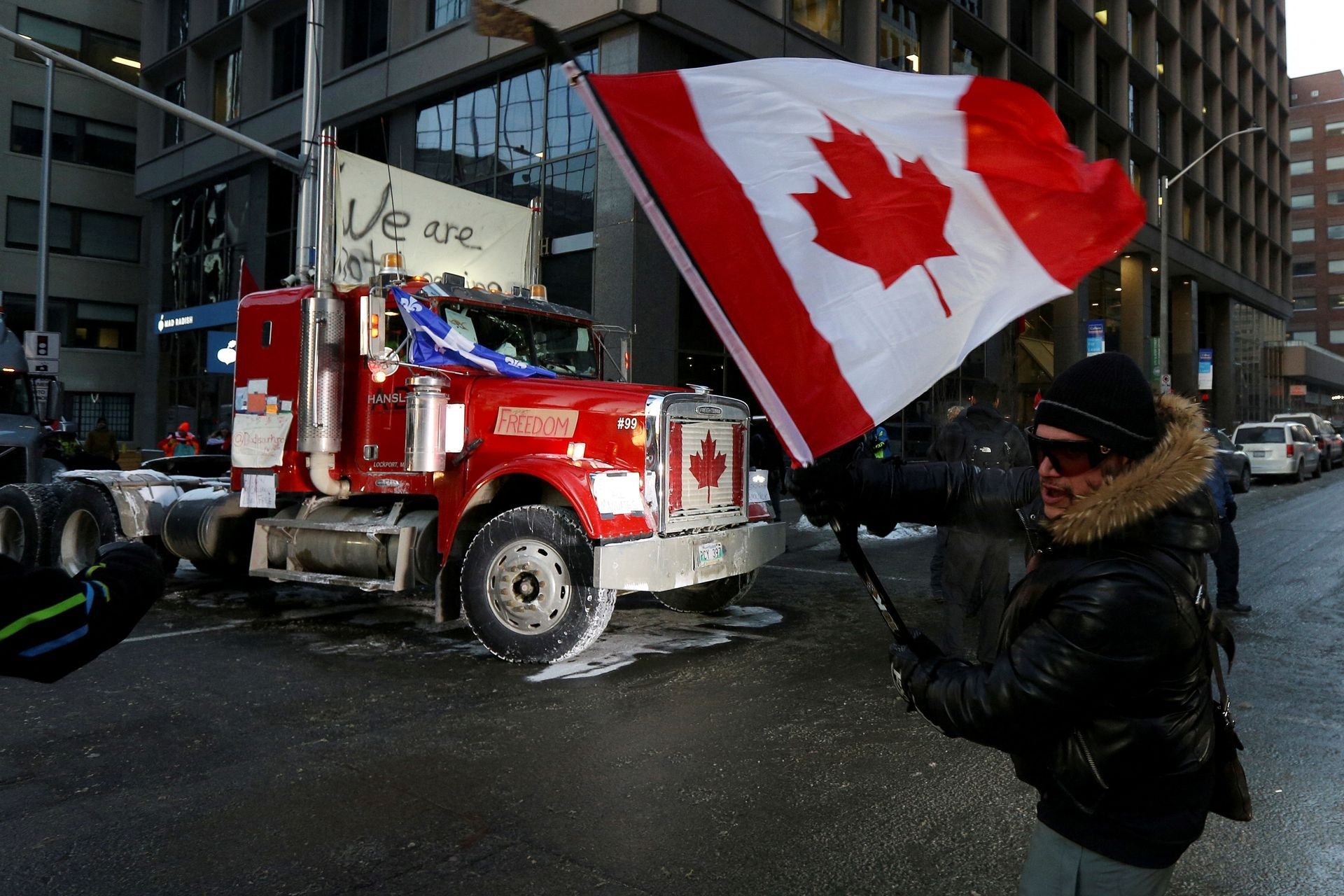Канада видя „ръката на Кремъл“ зад волана на „Конвоя на свободата“