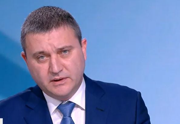 Горанов с взривяващ коментар за Божков, "Барселонагейт" и списъка на Кирил Петков