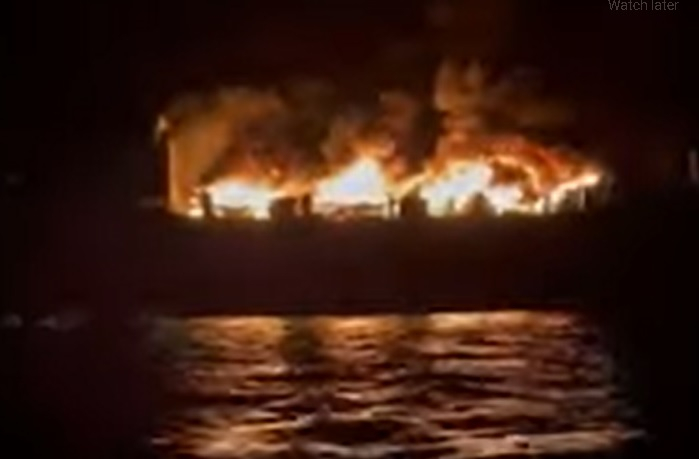 Пожар бушува на круиз с 288 души на борда до Игуменица ВИДЕО
