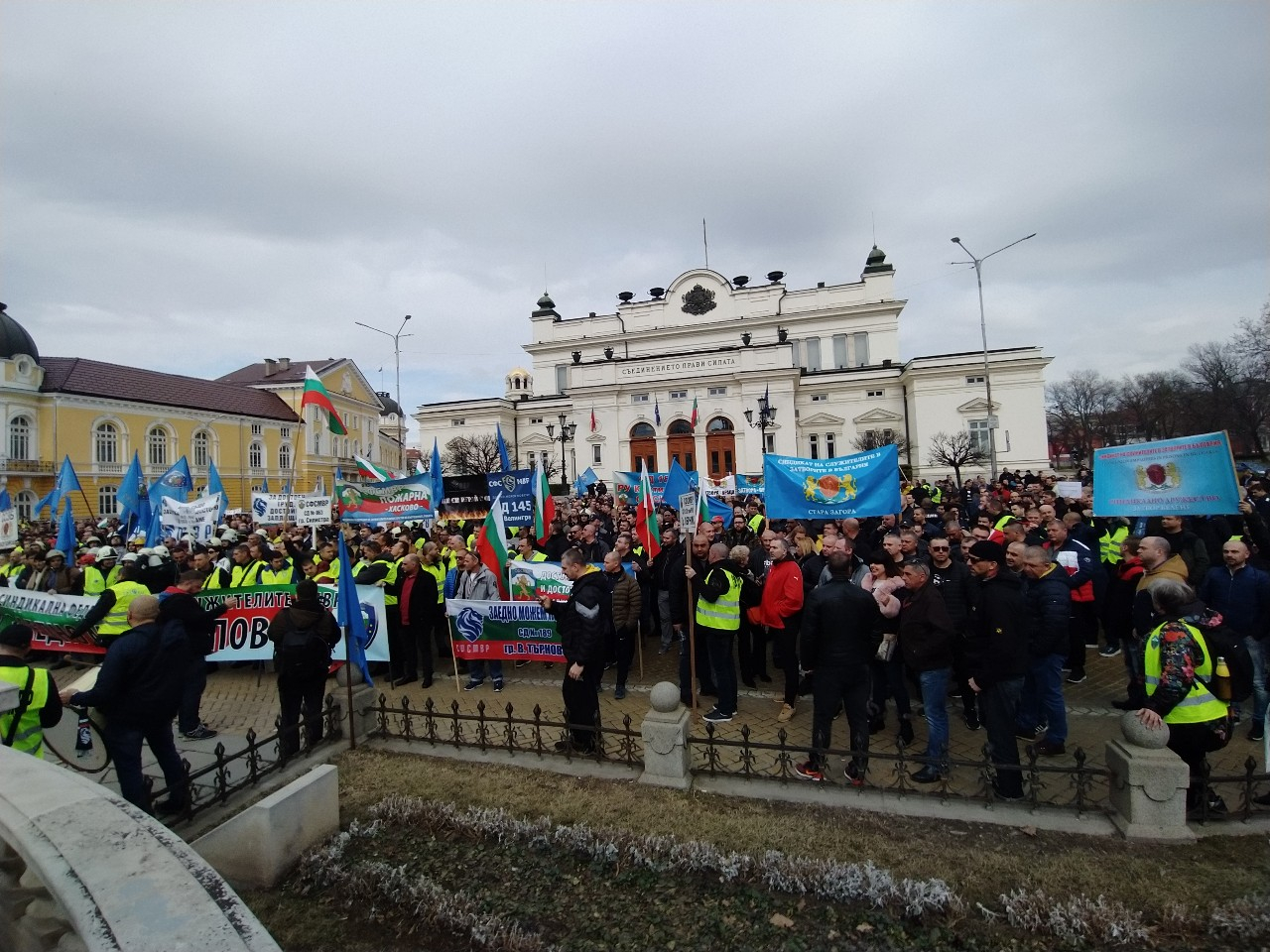 Фоторепортаж в БЛИЦ: Полицаите излязоха на протест