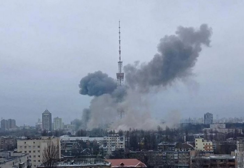 Високоточни удари поразиха центрове за психовойна насред Киев ВИДЕО 