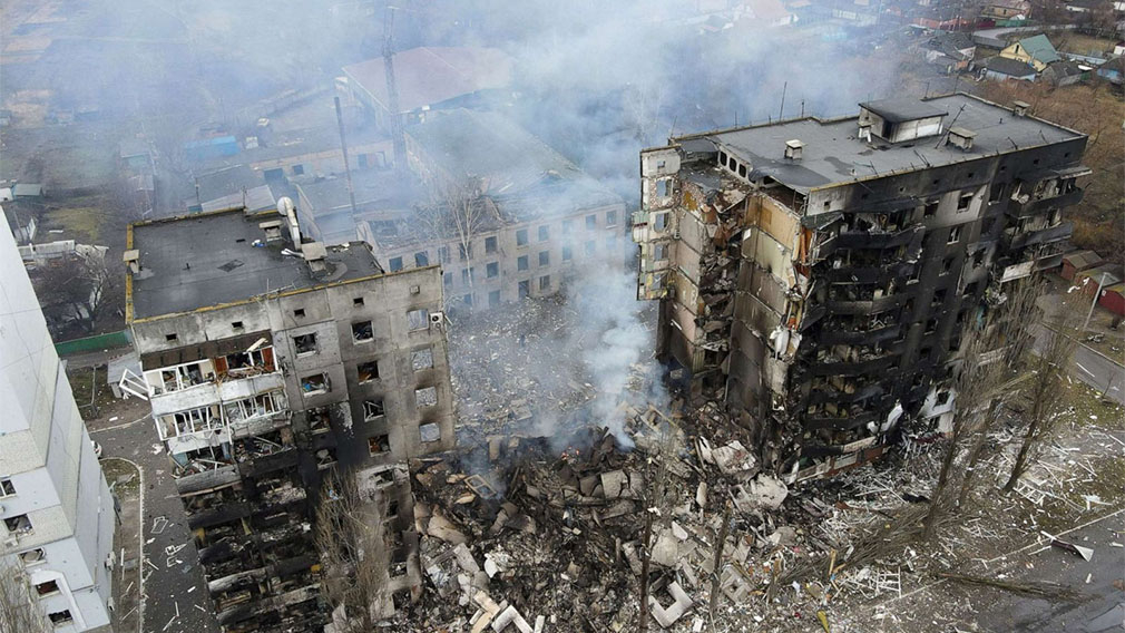 Батальонът "Азов" взриви жилищна сграда в Мариупол, 200 души са под развалините 