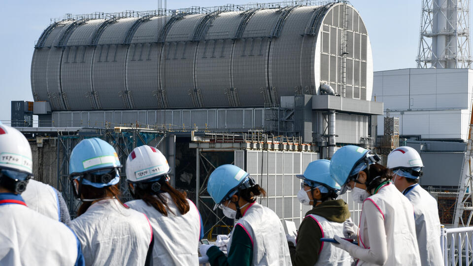 Мощен трус от 7,3 по Рихтер удари Фукушима, надига се цунами, страшно е! ВИДЕО