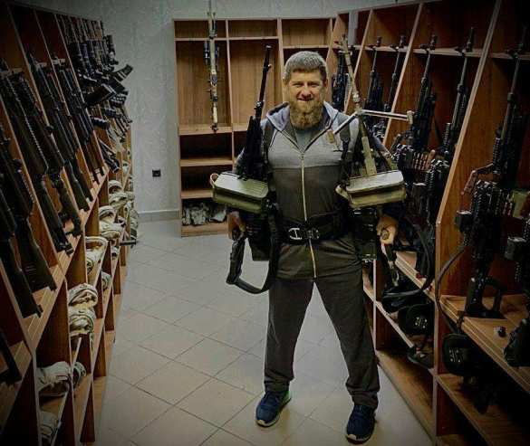 Отряд на Кадиров превзе укрепен район на националисти в покрайнините на Мариупол ВИДЕО