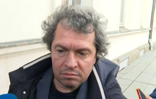 Тошко Йорданов обясни заплашен ли е кабинетът заради ареста на Борисов