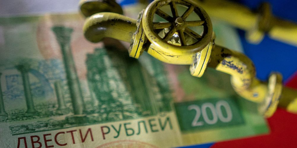 Русия започна да се огъва за идеята за плащане на газа в рубли