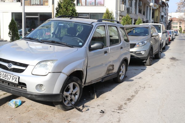 Ето как се оправда келешът, помлял 8 коли със скъпия си Мерцедес в Пловдив ВИДЕО