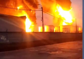 Украински хеликоптери нахлуха в Русия и взривиха петролна база в Белгород ВИДЕО