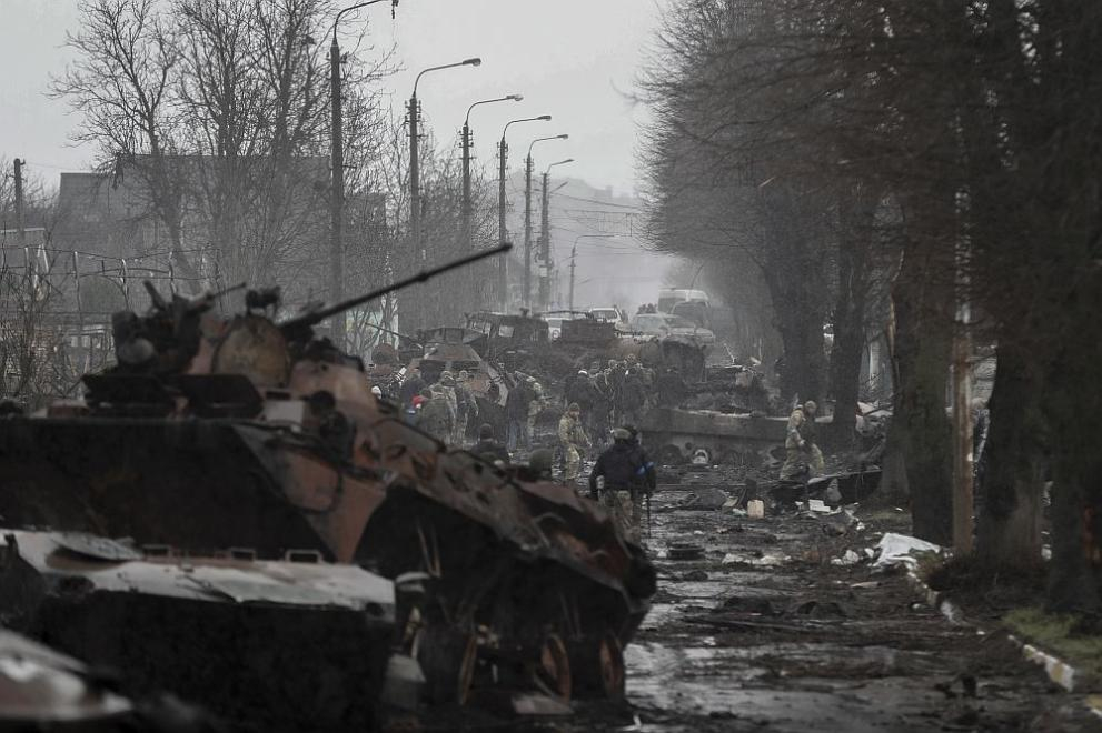 Байдън заговори за брутални военни престъпления в Украйна, обеща да...