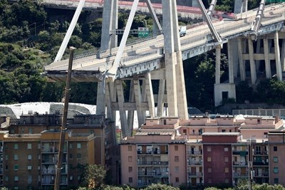 60 човека на съд, заради рухналият мост в Генуа