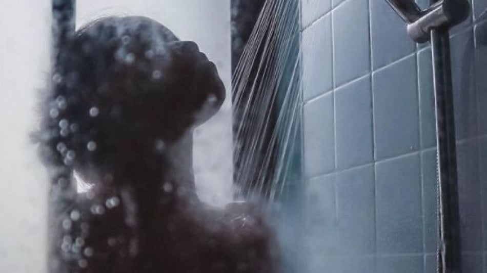 Дерматолог разкри най-правилния начин за къпане и ужаси мрежата