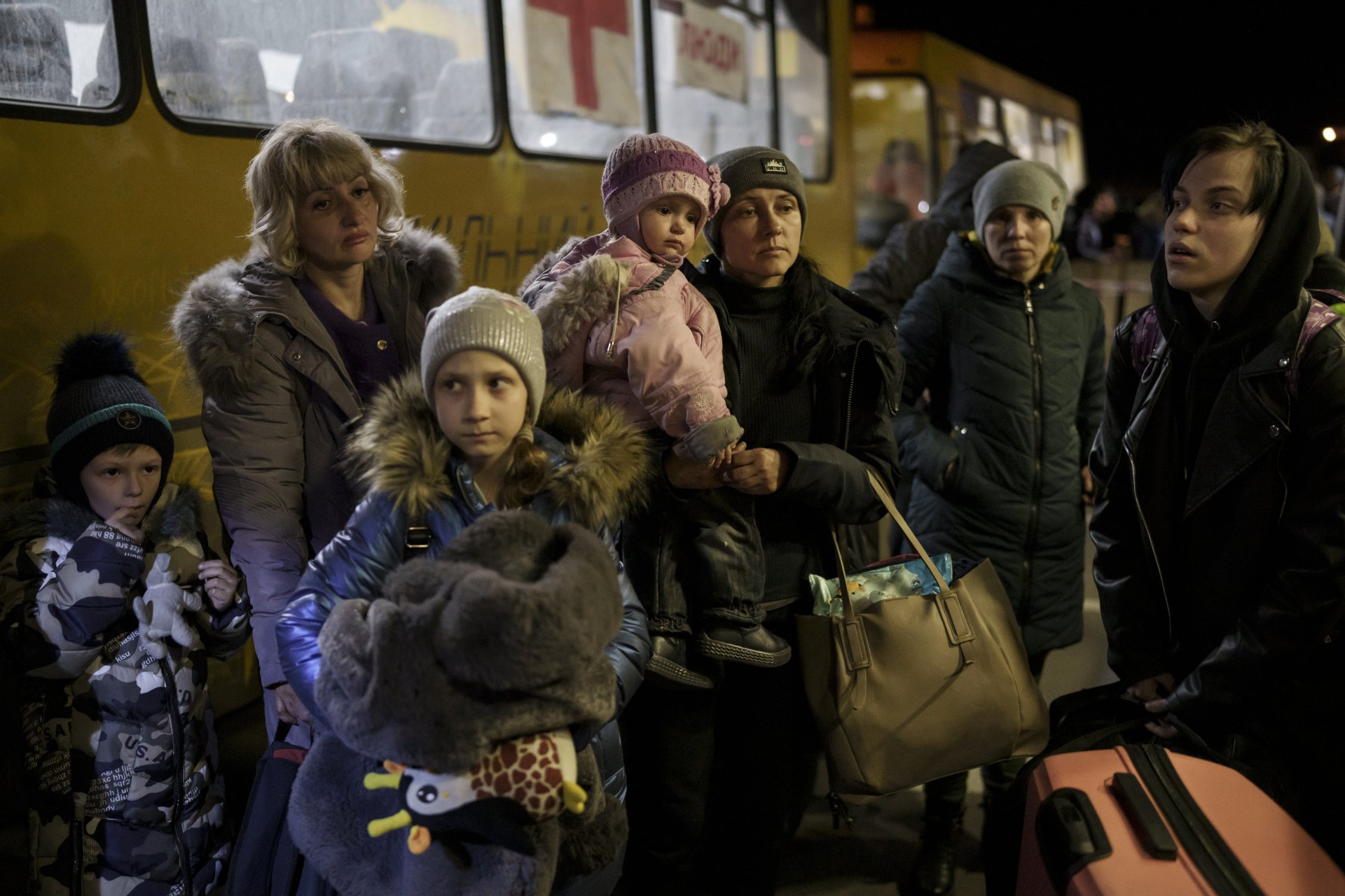 Украински бежанци изреваха от мизерията в България, но се оказа, че... ВИДЕО