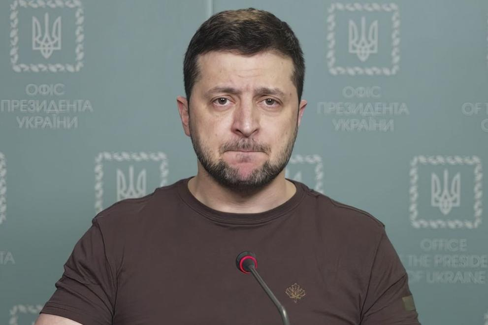 Зеленски призна, че Киев вече не може да спаси Мариупол и обясни защо, обвинявайки Запада 
