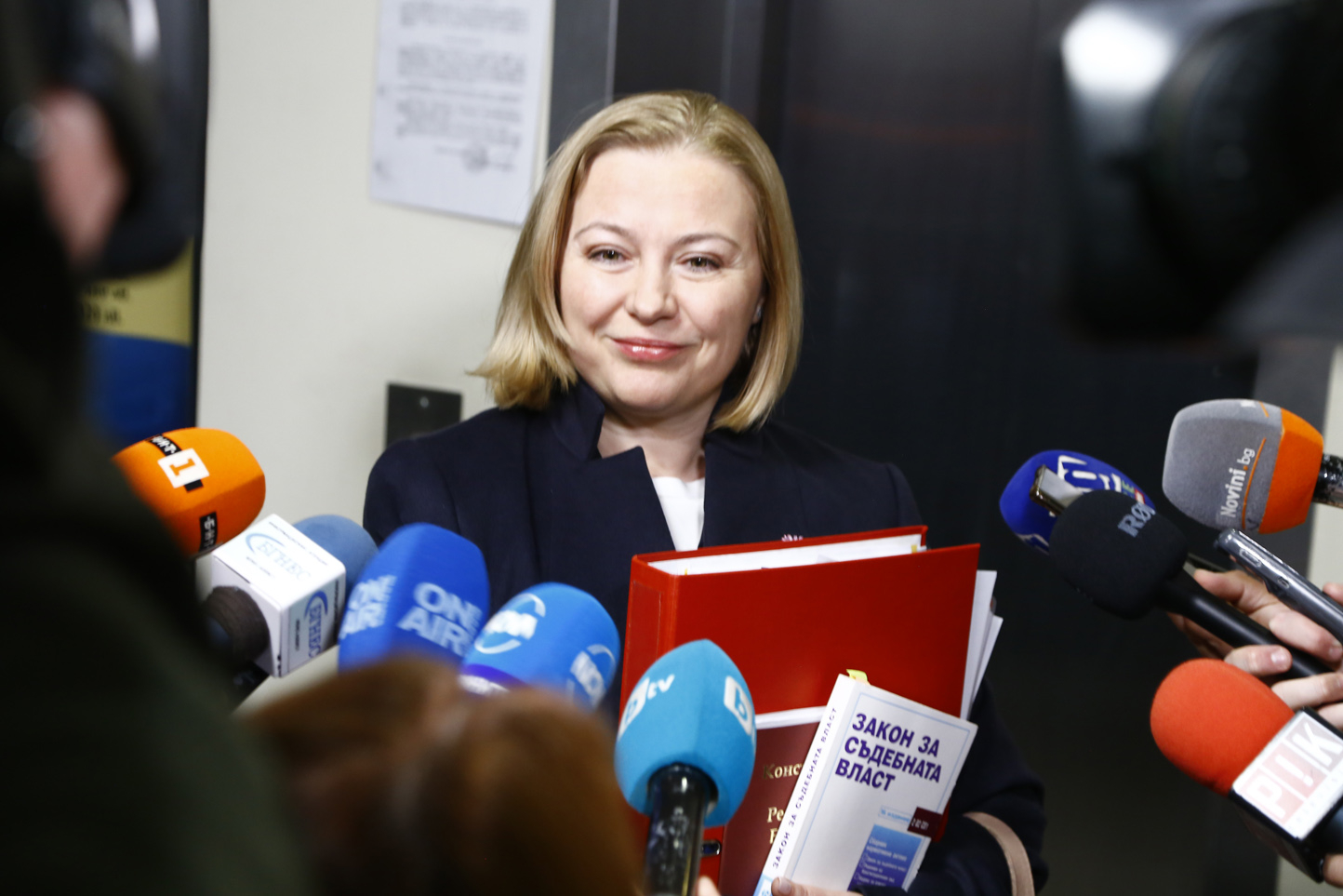 Надежда Йорданова обясни как ще се разформирова институтът на главния прокурор 