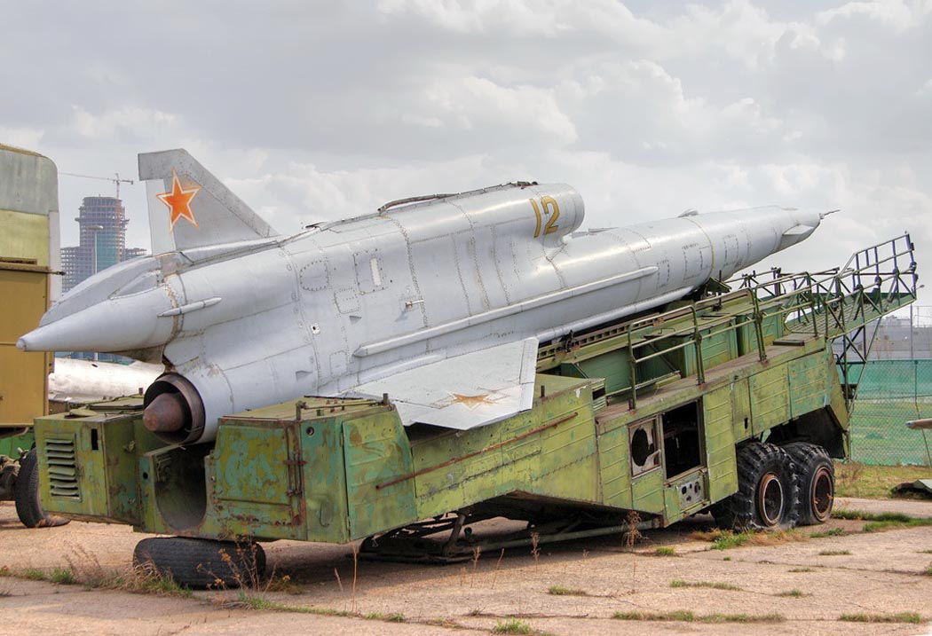 Украйна свърши "Байрактари"-те, атакува със съветски дронове от 80-те ВИДЕО