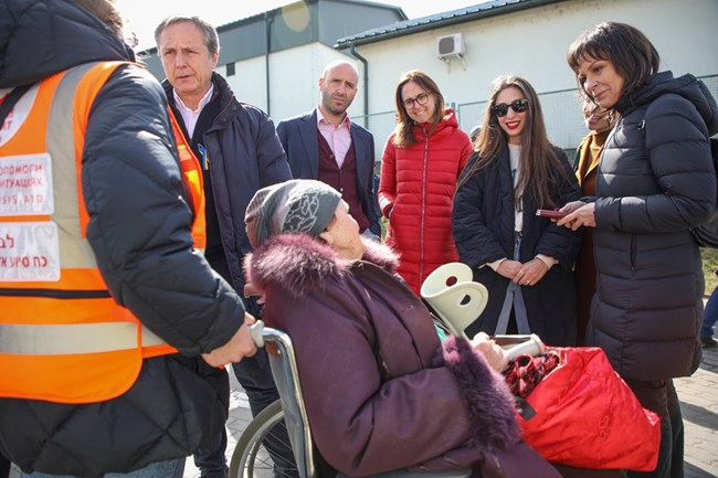 Станишев от украинската граница: Видяхме огромно страдание, ЕС да помогне на украинския народ