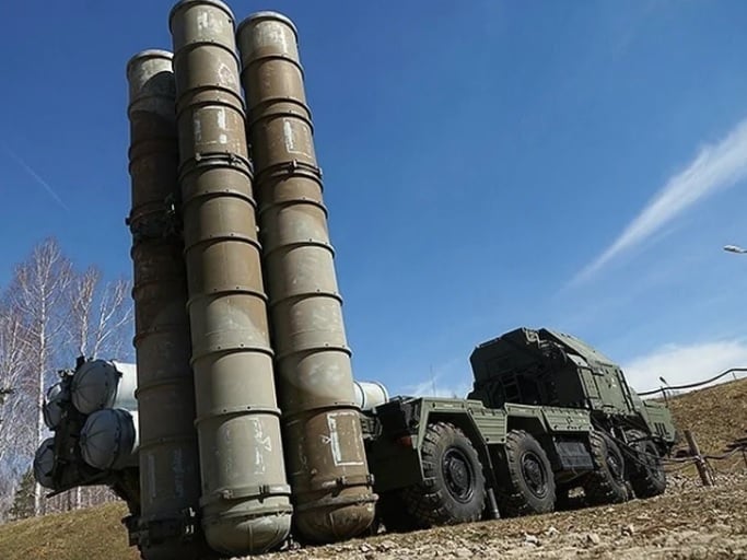 Командването на ВСУ гадае как се самоунищожи комплексът С-300 край Киев