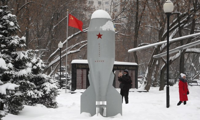 US експерти: Войната в Украйна показва, че ядрените оръжия вече не са...