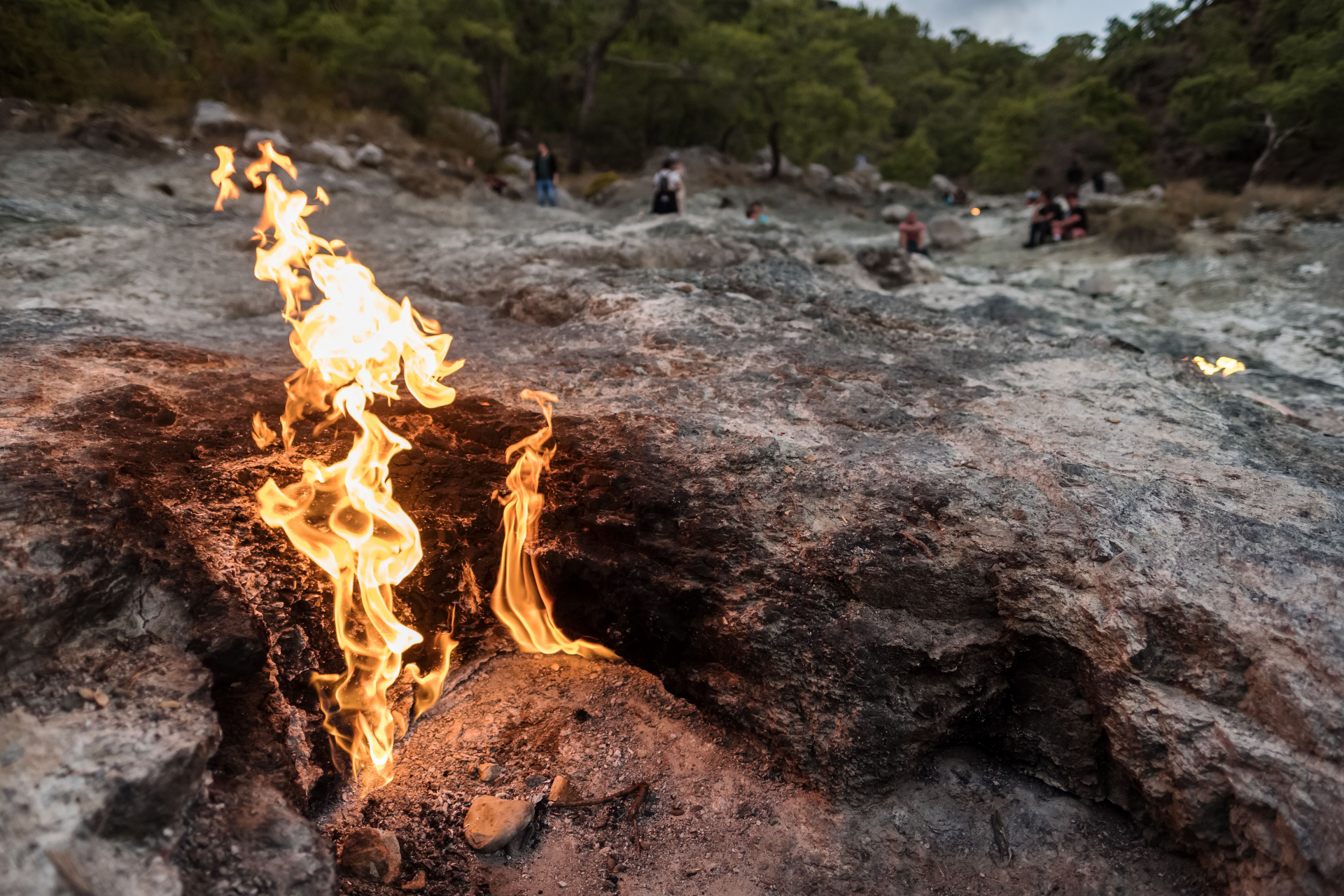Вечните огньове – пожари, които бушуват от векове и никой не може да ги изгаси