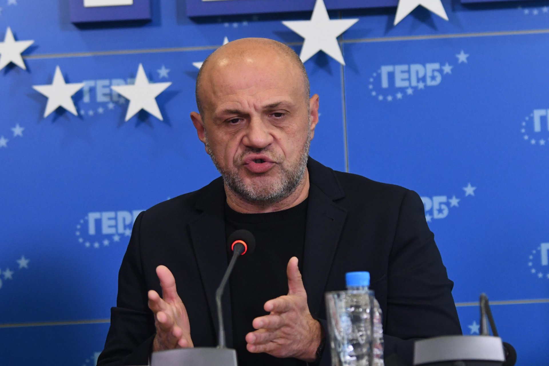 Томислав Дончев каза защо ГЕРБ не може управлява с БСП 