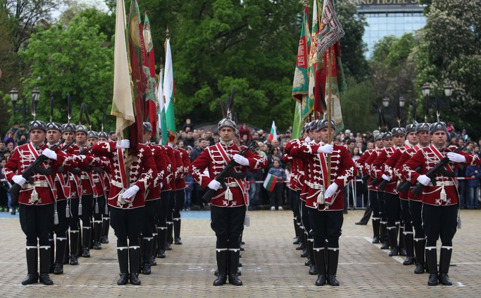 Честваме Деня на храбростта и Българската армия, ето какво ще прави президентът