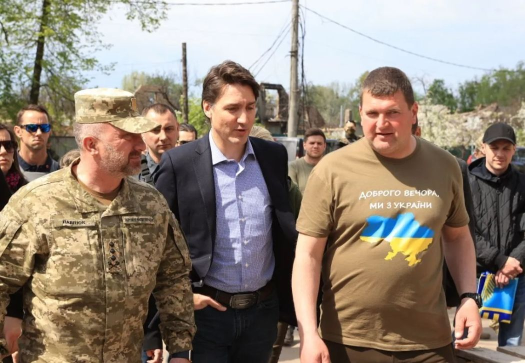 И Трюдо на изненадваща визита в Украйна
