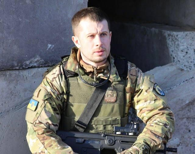Основателят на "Азов" изненадващо обяви, че бойците му още са в катакомбите с оръжие в ръка ВИДЕО
