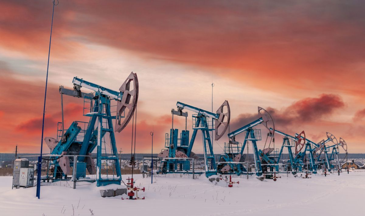 Bloomberg: Използването на руски петрол ще продължи въпреки санкциите 