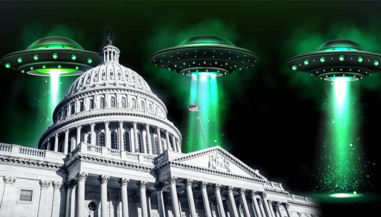 Конгресмен твърди: САЩ разполагат с отломки от НЛО