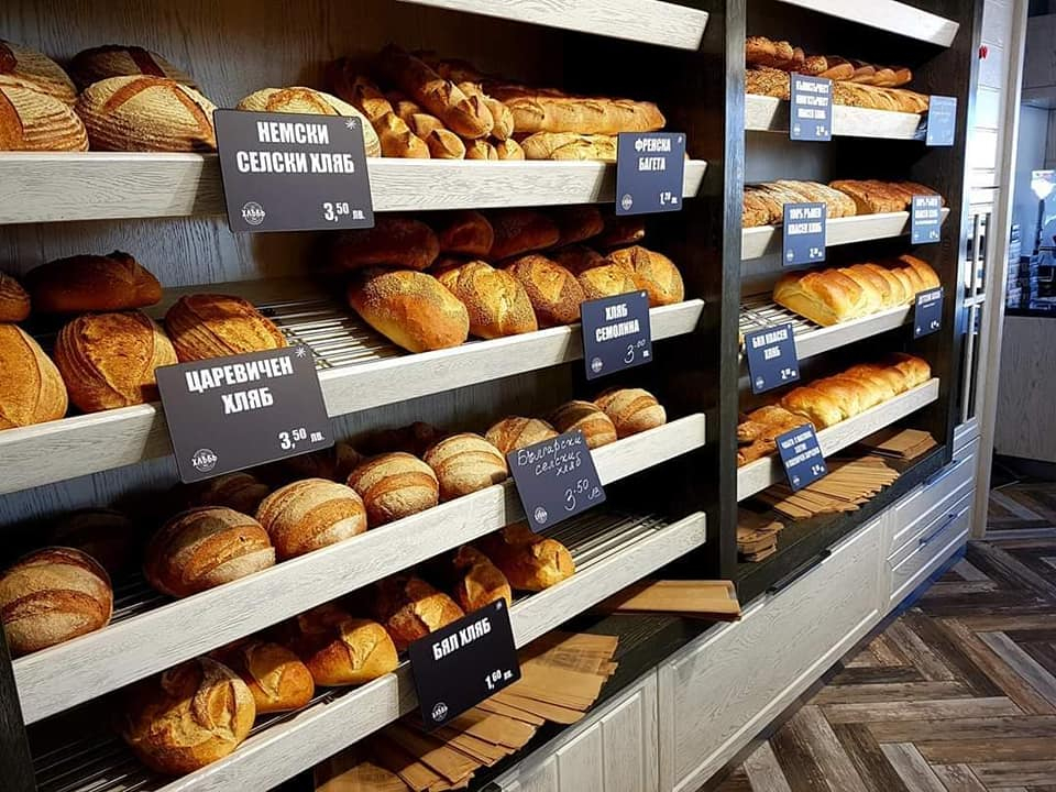 Икономист разкри с колко ще забогатеем след падането на ДДС за хляба 